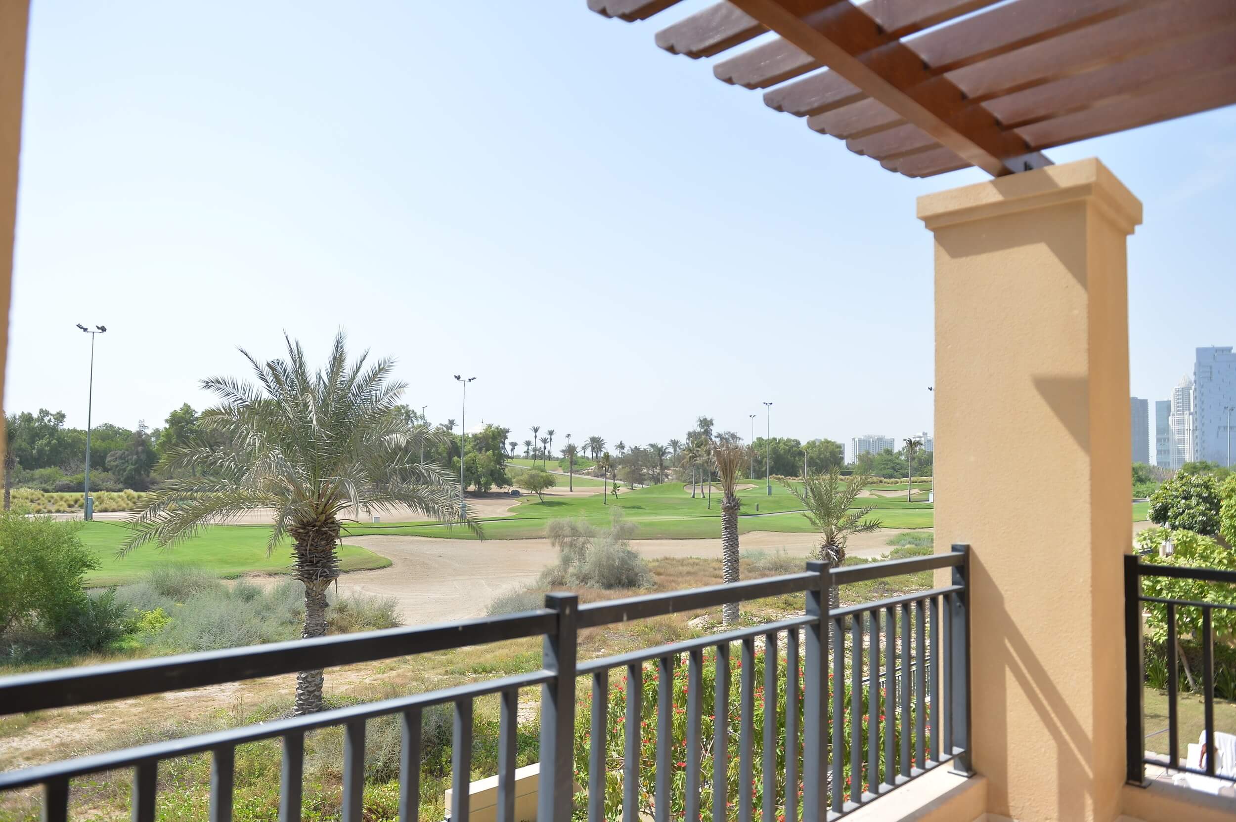 Villa Gallery Emirates Golf Club Living Dubai Golf